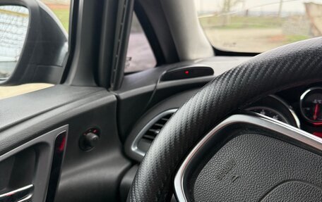 Opel Astra J, 2012 год, 750 000 рублей, 2 фотография