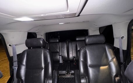 Cadillac Escalade III, 2007 год, 1 300 000 рублей, 8 фотография