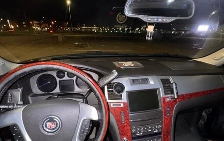 Cadillac Escalade III, 2007 год, 1 300 000 рублей, 7 фотография