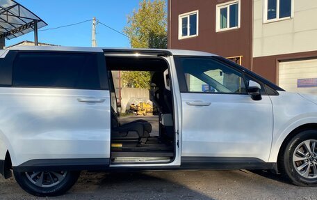KIA Carnival, 2021 год, 3 883 000 рублей, 21 фотография