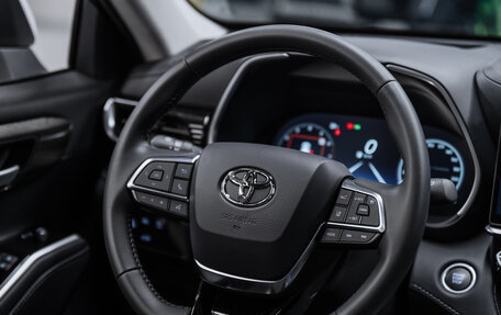 Toyota Highlander, 2025 год, 5 950 000 рублей, 13 фотография