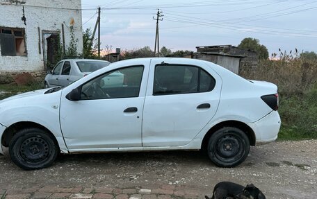 Renault Logan II, 2017 год, 200 000 рублей, 1 фотография