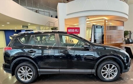 Toyota RAV4, 2018 год, 2 580 000 рублей, 8 фотография