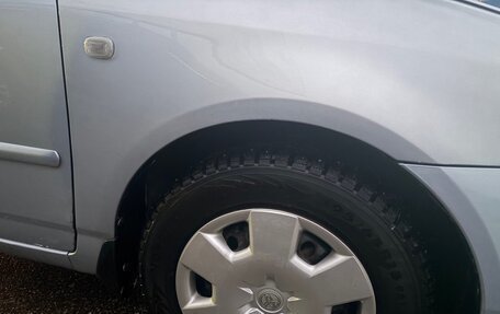 Toyota Corolla, 2005 год, 590 000 рублей, 8 фотография