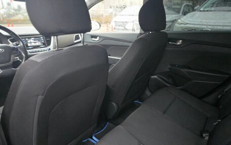 Hyundai Solaris II рестайлинг, 2018 год, 1 199 000 рублей, 10 фотография