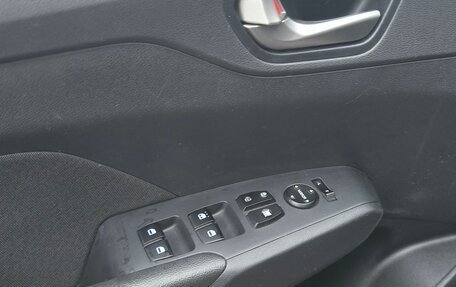 Hyundai Solaris II рестайлинг, 2018 год, 1 199 000 рублей, 14 фотография