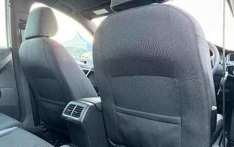 Volkswagen Golf VII, 2017 год, 1 133 222 рублей, 14 фотография