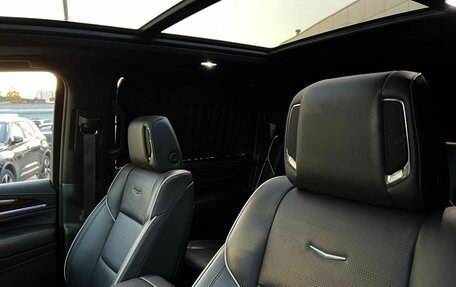 Cadillac Escalade V, 2021 год, 9 440 000 рублей, 14 фотография