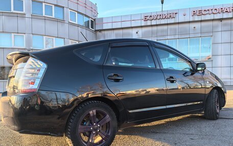 Toyota Prius, 2008 год, 700 000 рублей, 7 фотография