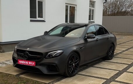 Mercedes-Benz E-Класс AMG, 2018 год, 7 900 000 рублей, 2 фотография