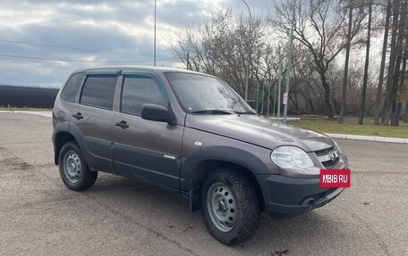 Chevrolet Niva I рестайлинг, 2013 год, 540 000 рублей, 4 фотография