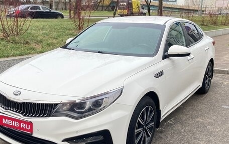 KIA Optima IV, 2018 год, 2 000 000 рублей, 8 фотография