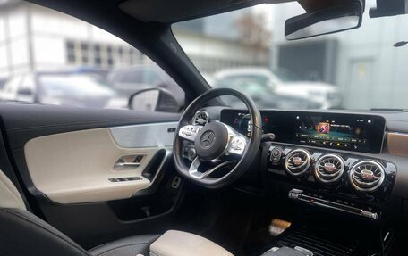 Mercedes-Benz CLA, 2019 год, 2 880 000 рублей, 5 фотография