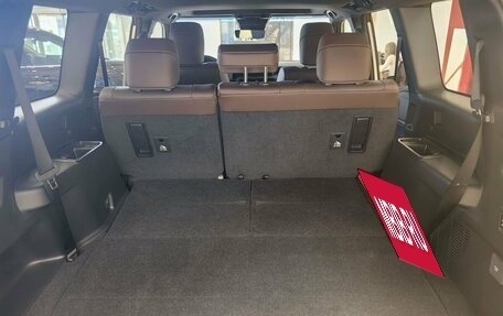 Toyota Land Cruiser Prado, 2024 год, 11 300 000 рублей, 12 фотография