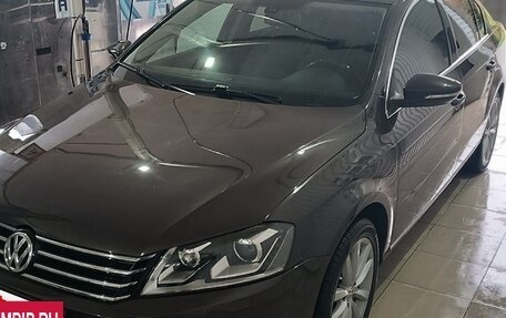 Volkswagen Passat B7, 2012 год, 1 555 000 рублей, 3 фотография