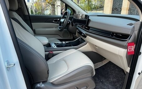 KIA Carnival, 2025 год, 6 590 000 рублей, 35 фотография