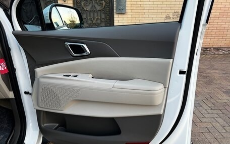 KIA Carnival, 2025 год, 6 590 000 рублей, 34 фотография