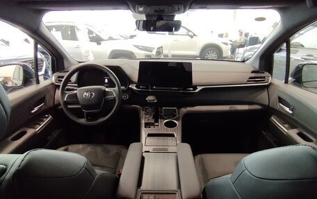 Toyota Sienna, 2025 год, 9 200 000 рублей, 10 фотография