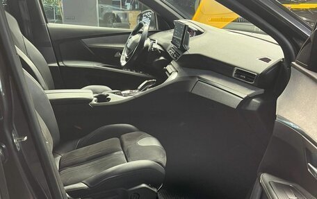 Peugeot 3008 II, 2021 год, 2 350 000 рублей, 15 фотография