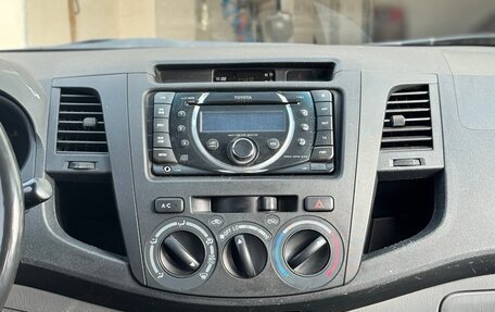 Toyota Hilux VII, 2011 год, 1 900 000 рублей, 7 фотография