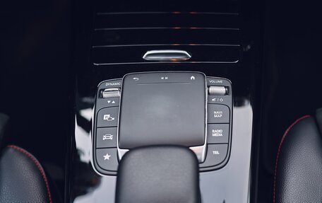 Mercedes-Benz CLA, 2020 год, 3 290 000 рублей, 15 фотография