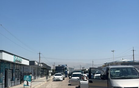 Mitsubishi Delica IV, 1999 год, 700 000 рублей, 6 фотография