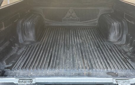 Mitsubishi L200 III рестайлинг, 2006 год, 899 000 рублей, 3 фотография