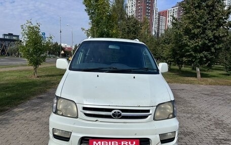Toyota Town Ace III, 2000 год, 499 000 рублей, 3 фотография