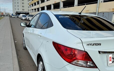 Hyundai Solaris II рестайлинг, 2011 год, 1 150 000 рублей, 3 фотография