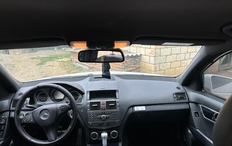 Mercedes-Benz C-Класс, 2010 год, 1 000 000 рублей, 7 фотография