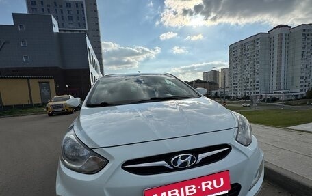 Hyundai Solaris II рестайлинг, 2011 год, 1 150 000 рублей, 13 фотография