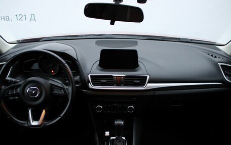 Mazda 3, 2018 год, 1 829 000 рублей, 12 фотография