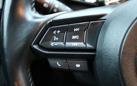 Mazda 3, 2018 год, 1 829 000 рублей, 21 фотография