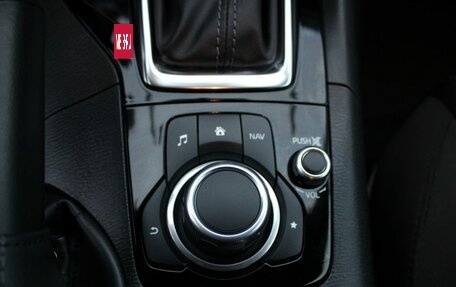 Mazda 3, 2018 год, 1 829 000 рублей, 17 фотография