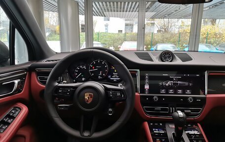 Porsche Macan I рестайлинг, 2024 год, 13 990 000 рублей, 14 фотография