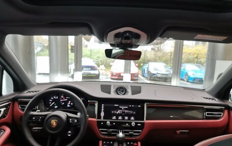 Porsche Macan I рестайлинг, 2024 год, 13 990 000 рублей, 7 фотография