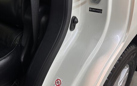 Toyota Land Cruiser 200, 2012 год, 3 550 000 рублей, 3 фотография