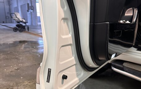 Toyota Land Cruiser 200, 2012 год, 3 550 000 рублей, 5 фотография