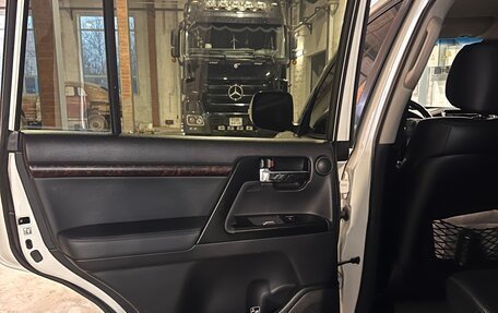 Toyota Land Cruiser 200, 2012 год, 3 550 000 рублей, 15 фотография