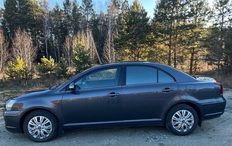 Toyota Avensis III рестайлинг, 2008 год, 700 000 рублей, 3 фотография