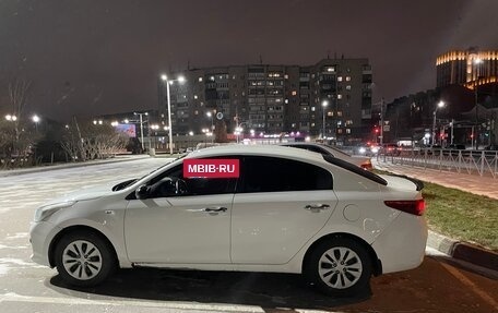 KIA Rio IV, 2018 год, 780 000 рублей, 3 фотография