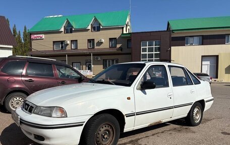 Daewoo Nexia I рестайлинг, 2004 год, 85 000 рублей, 4 фотография