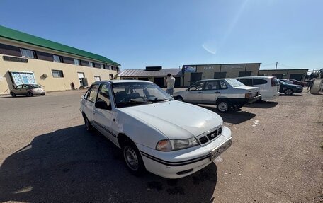 Daewoo Nexia I рестайлинг, 2004 год, 85 000 рублей, 2 фотография