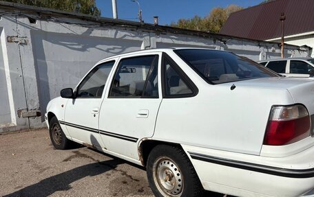 Daewoo Nexia I рестайлинг, 2004 год, 85 000 рублей, 5 фотография