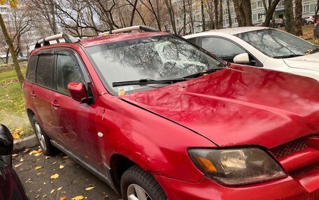 Mitsubishi Outlander III рестайлинг 3, 2003 год, 360 000 рублей, 4 фотография