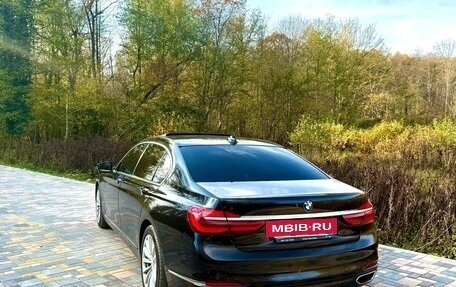 BMW 7 серия, 2016 год, 4 300 000 рублей, 3 фотография