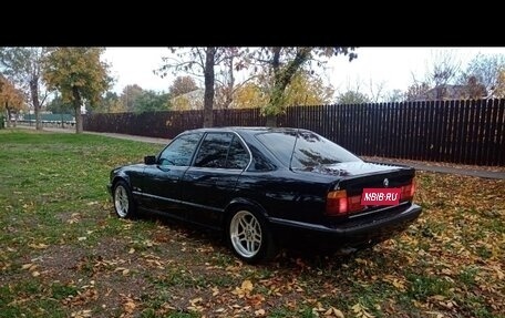 BMW 5 серия, 1994 год, 700 000 рублей, 2 фотография