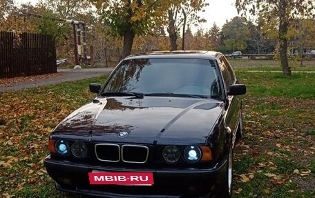 BMW 5 серия, 1994 год, 700 000 рублей, 6 фотография