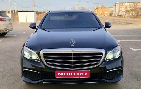 Mercedes-Benz E-Класс, 2017 год, 2 200 000 рублей, 1 фотография