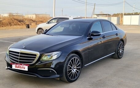 Mercedes-Benz E-Класс, 2017 год, 2 200 000 рублей, 8 фотография